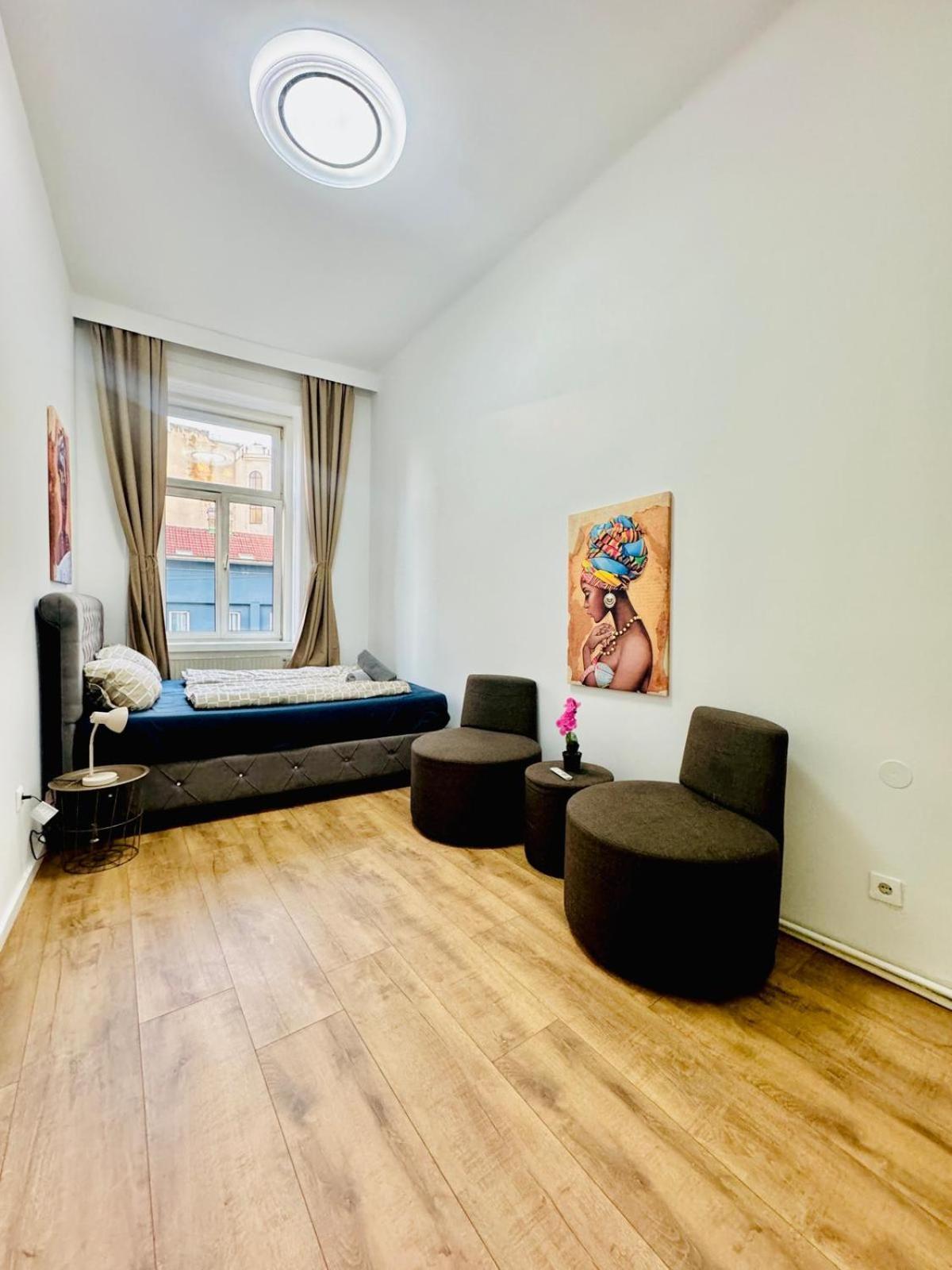 Cozy 9Br Shared Apartment, Only 12Min Walk To Augarten 비엔나 외부 사진