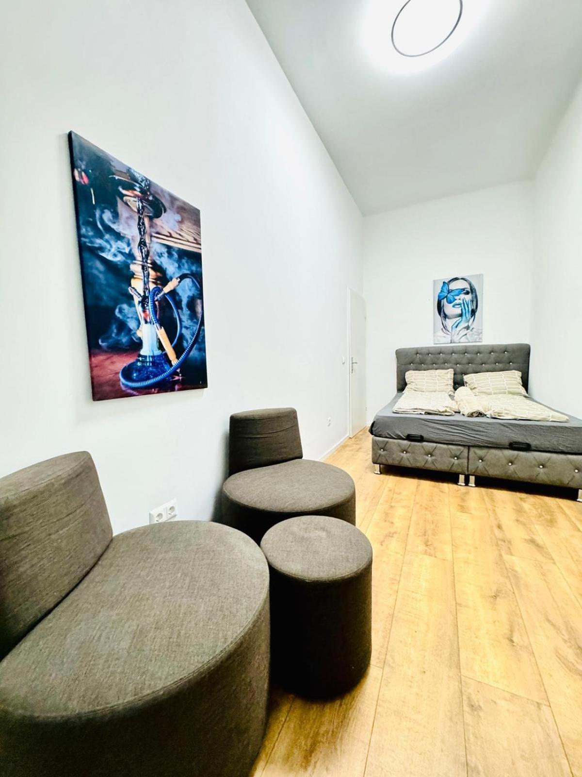 Cozy 9Br Shared Apartment, Only 12Min Walk To Augarten 비엔나 외부 사진