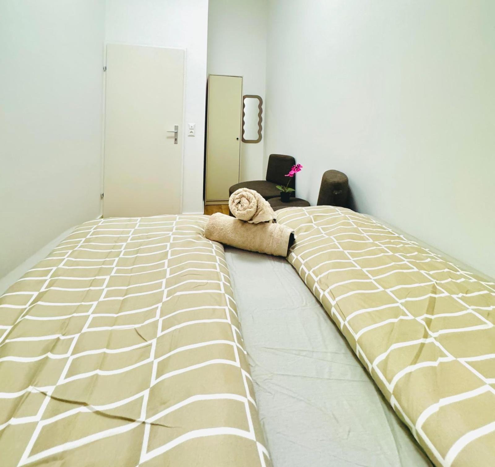 Cozy 9Br Shared Apartment, Only 12Min Walk To Augarten 비엔나 외부 사진
